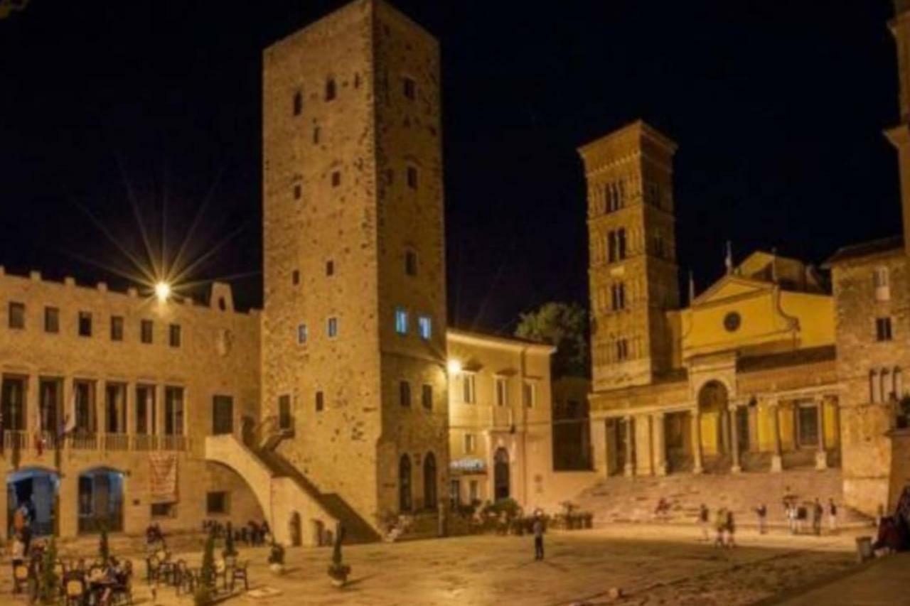 Art Deco City Center Near The Beach! Terracina Luaran gambar